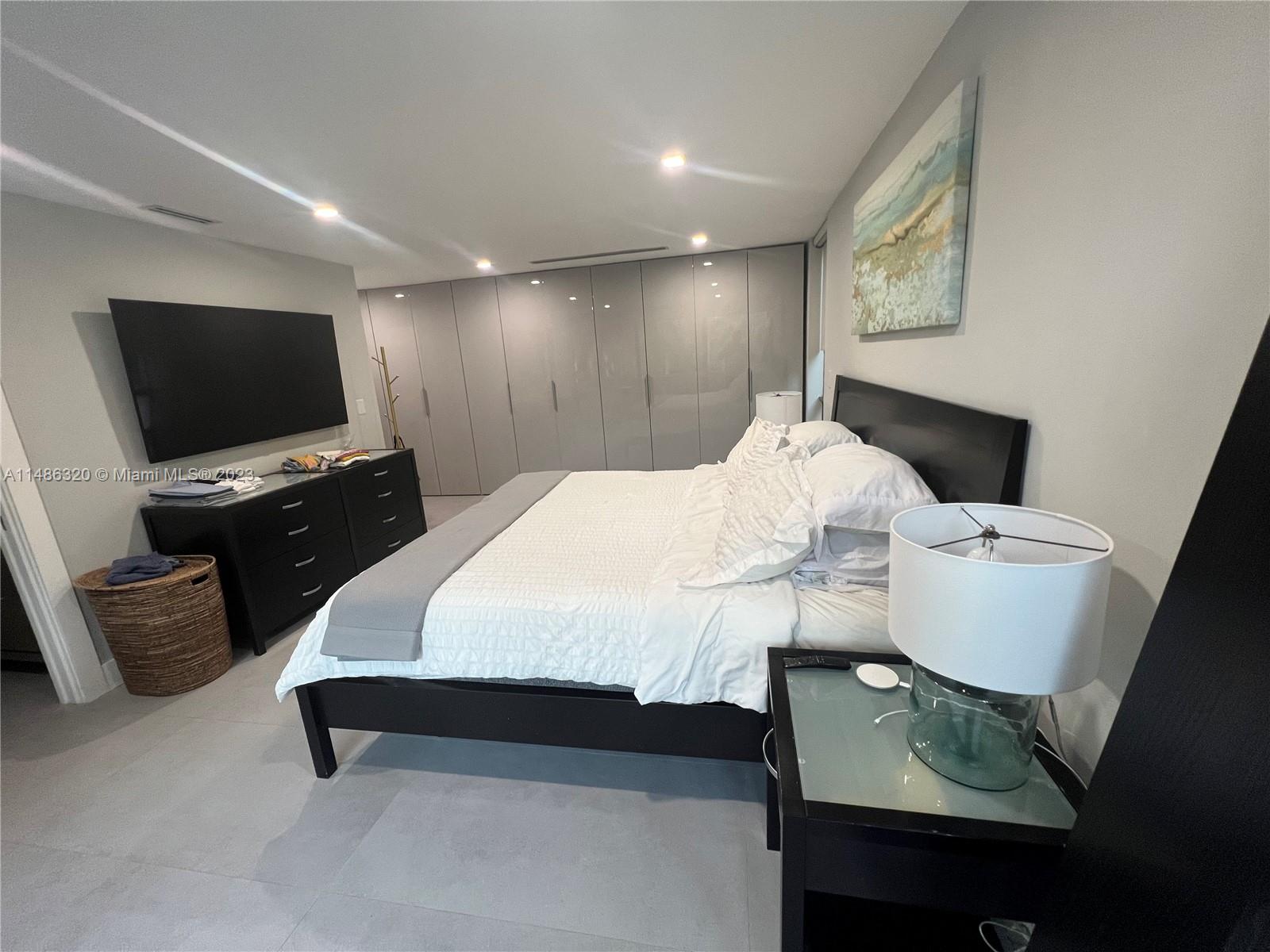 BISCAYNE KEY ESTATES - Residential