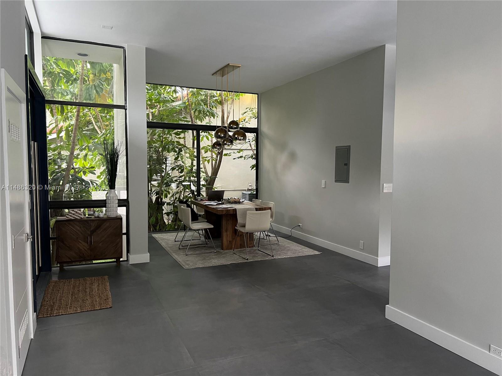 BISCAYNE KEY ESTATES - Residential