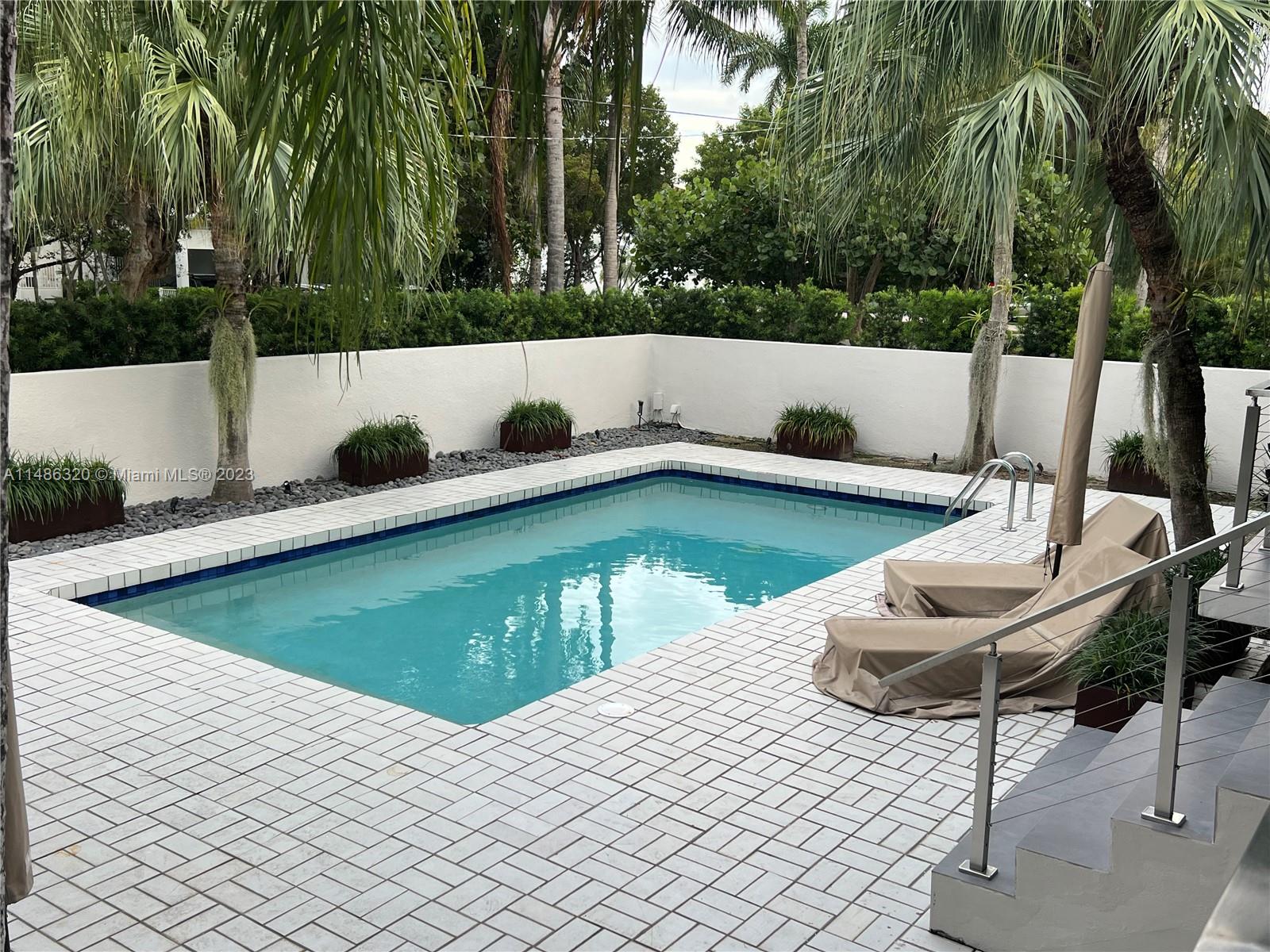 BISCAYNE KEY ESTATES - Residential