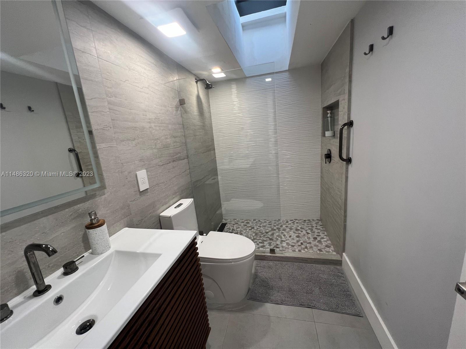 BISCAYNE KEY ESTATES - Residential