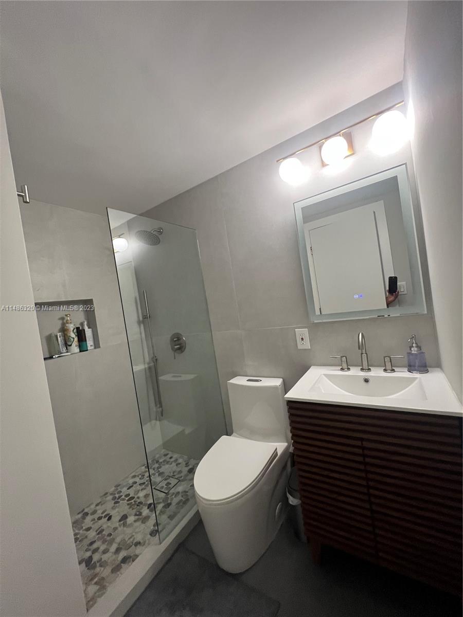 BISCAYNE KEY ESTATES - Residential