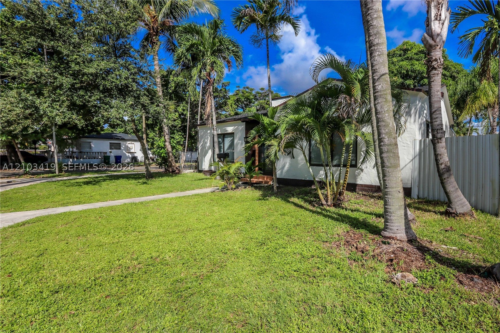 3095 NW 3rd St