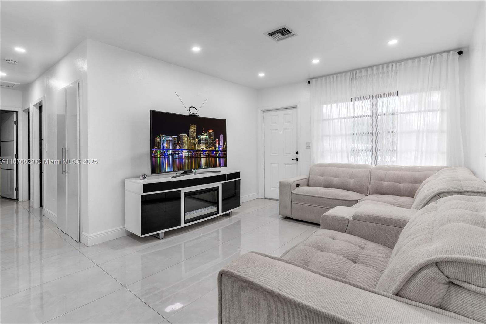 NEW SO MIAMI HEIGHTS SEC - Residential