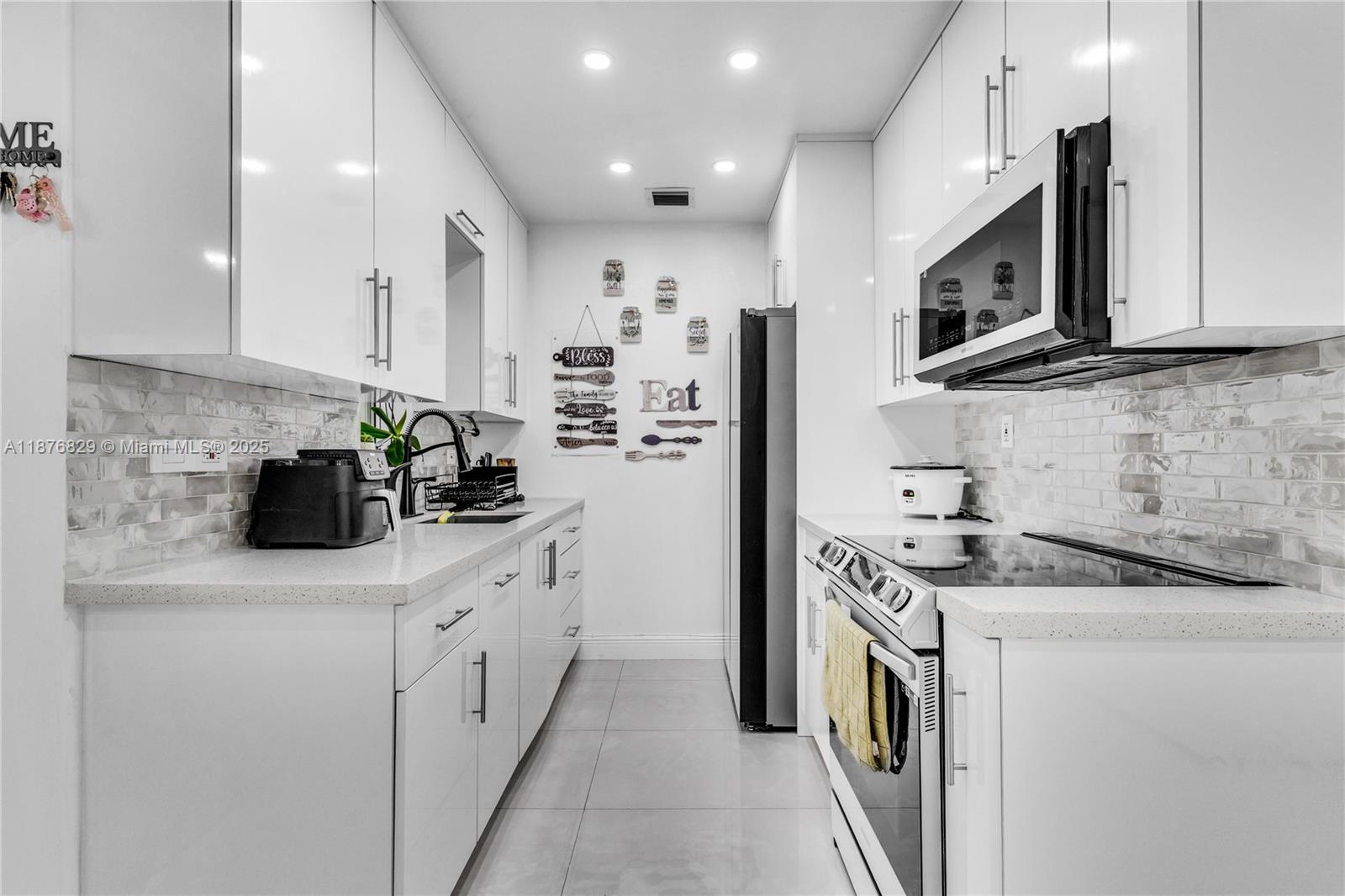 NEW SO MIAMI HEIGHTS SEC - Residential