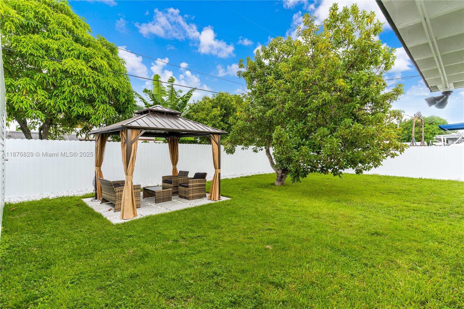 NEW SO MIAMI HEIGHTS SEC - Residential