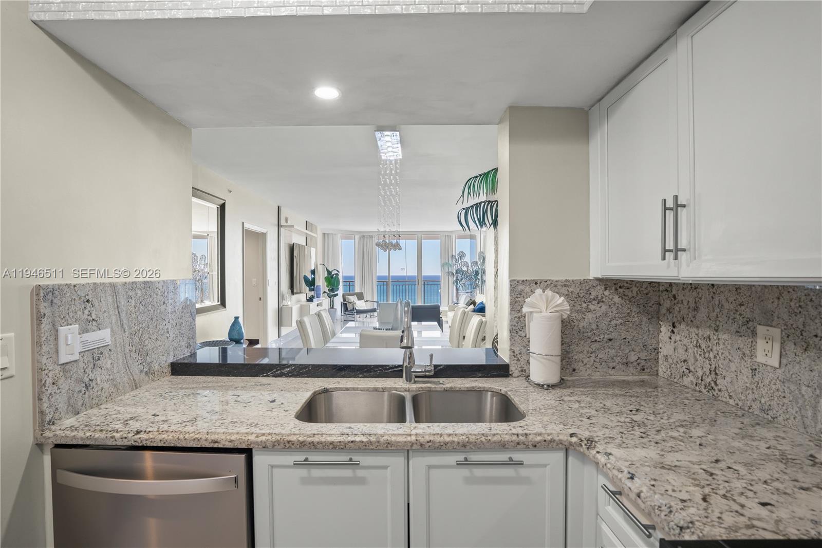 OCEAN POINT BEACH CLUB - Residential