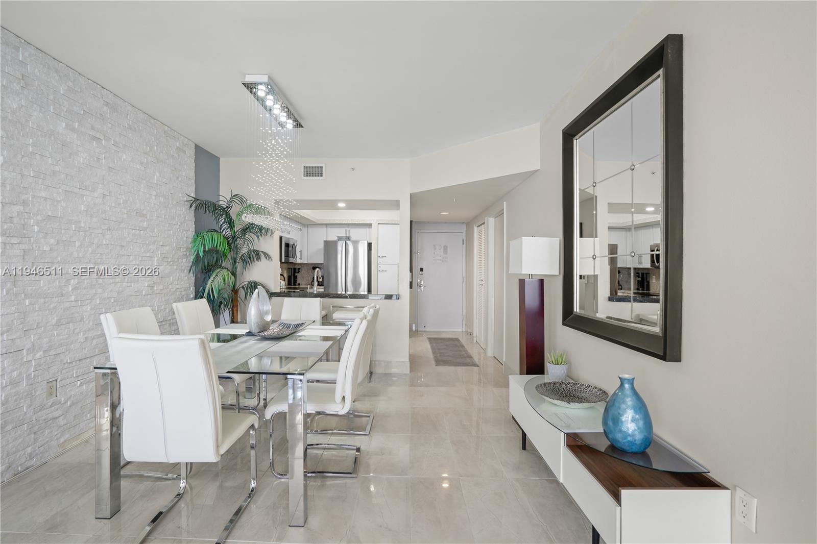 OCEAN POINT BEACH CLUB - Residential