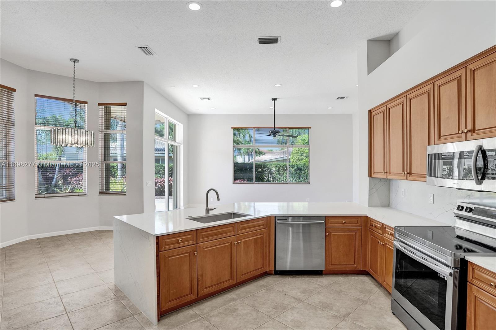 Weston Hills - Residential