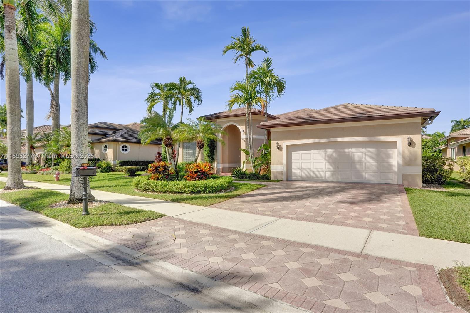 2553 Jardin Mnr