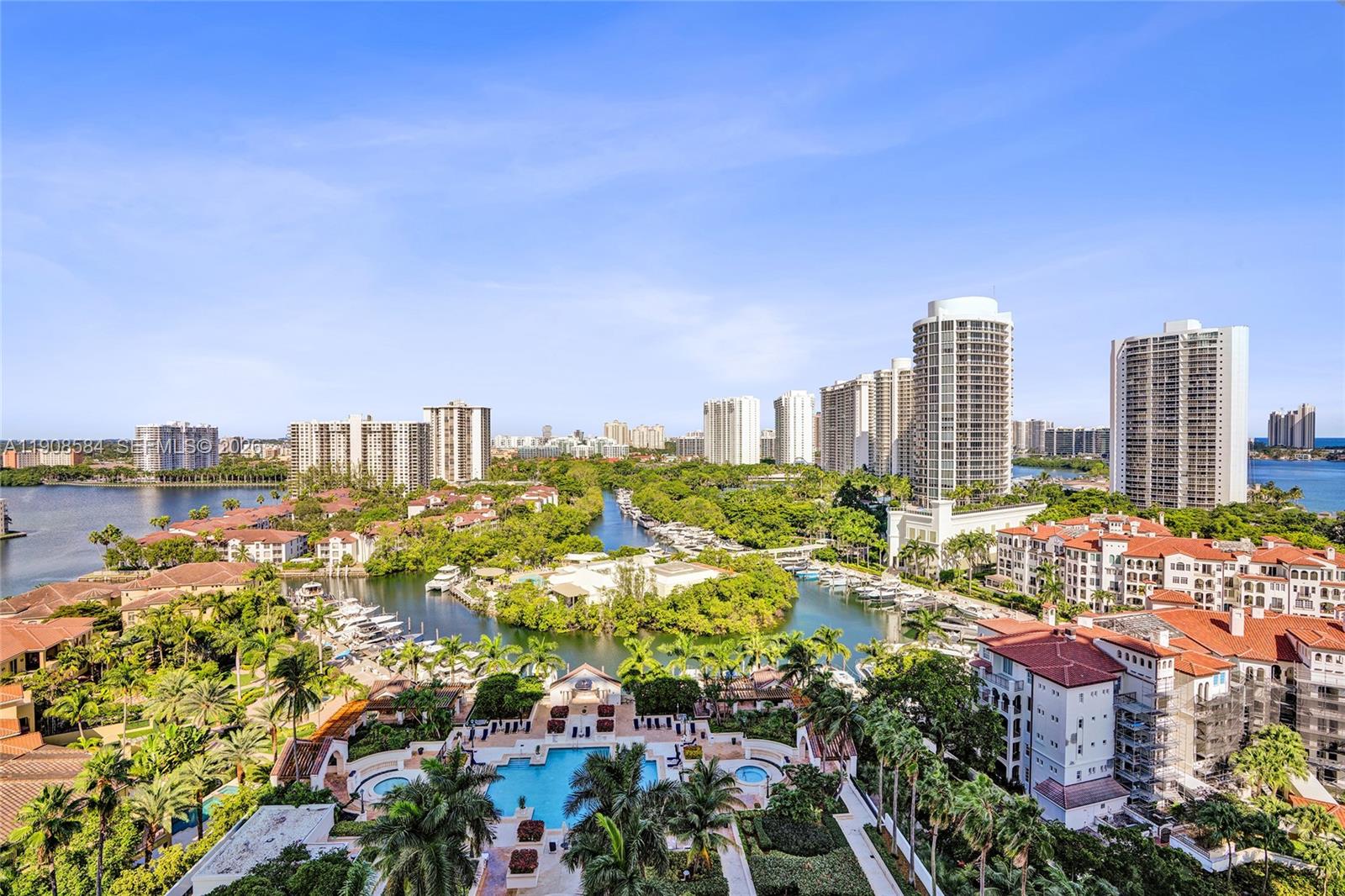 2000 ISL BLVD WILLIAMS IS - Residential