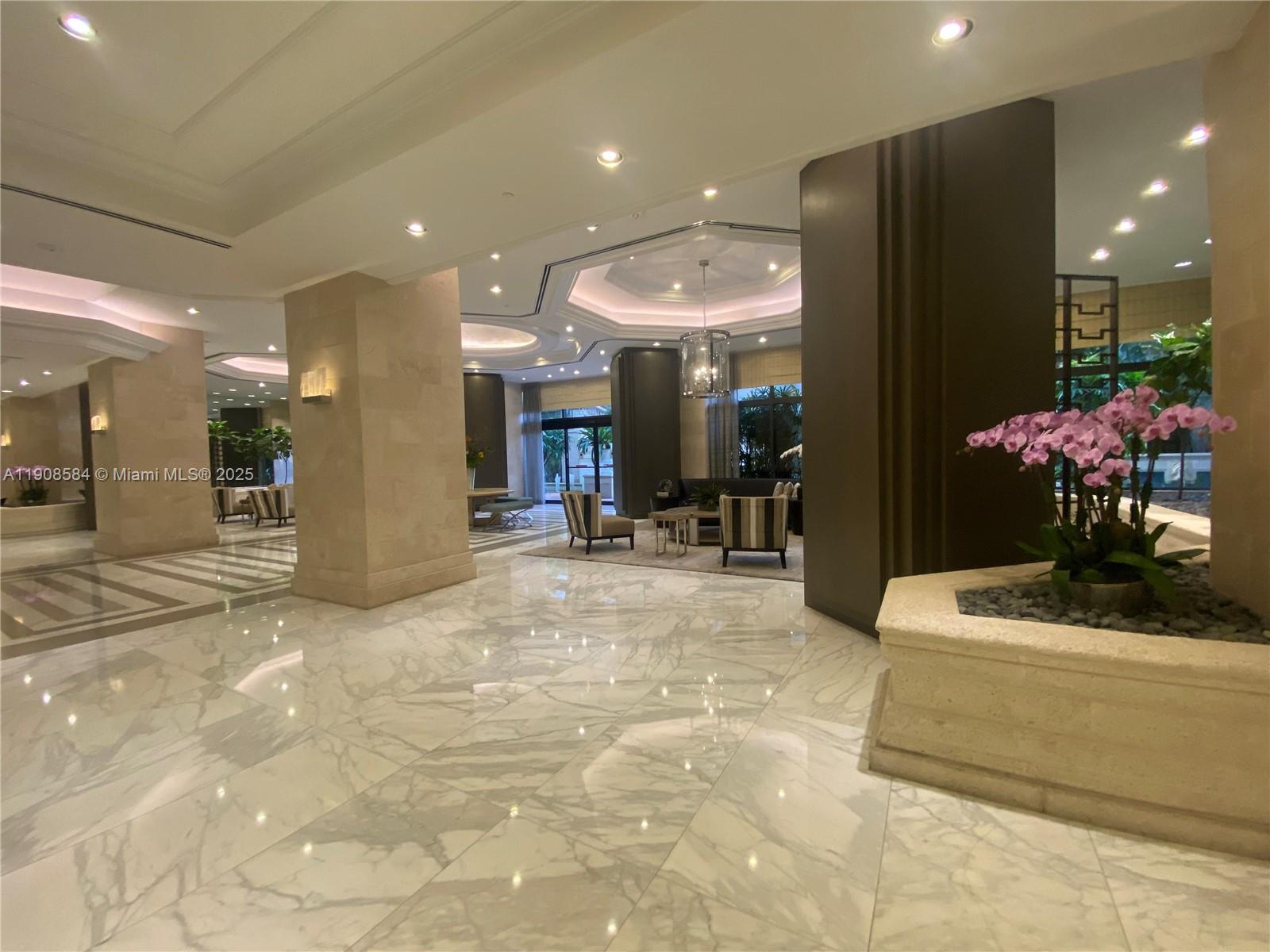 2000 ISL BLVD WILLIAMS IS - Residential