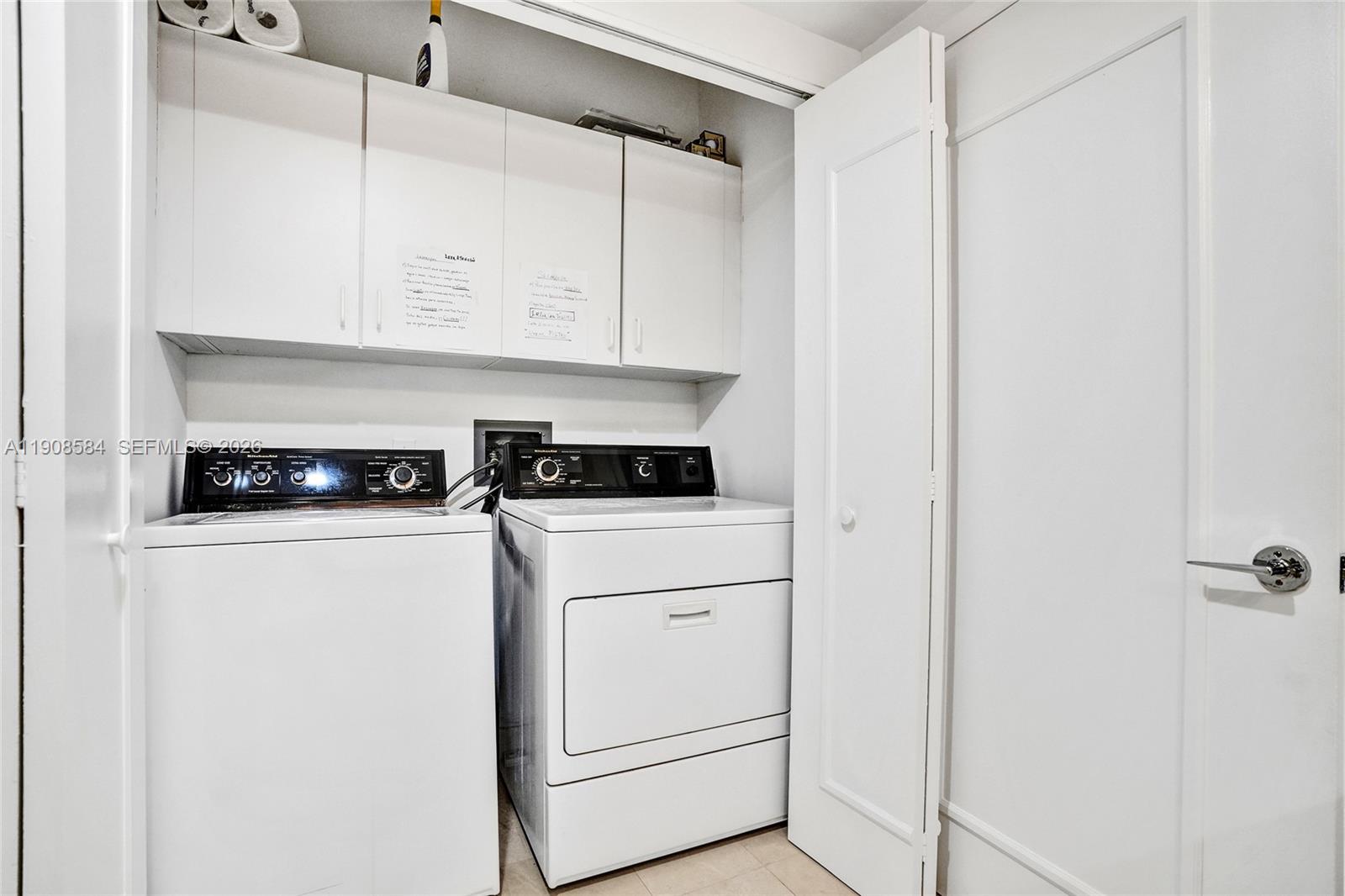 2000 ISL BLVD WILLIAMS IS - Residential