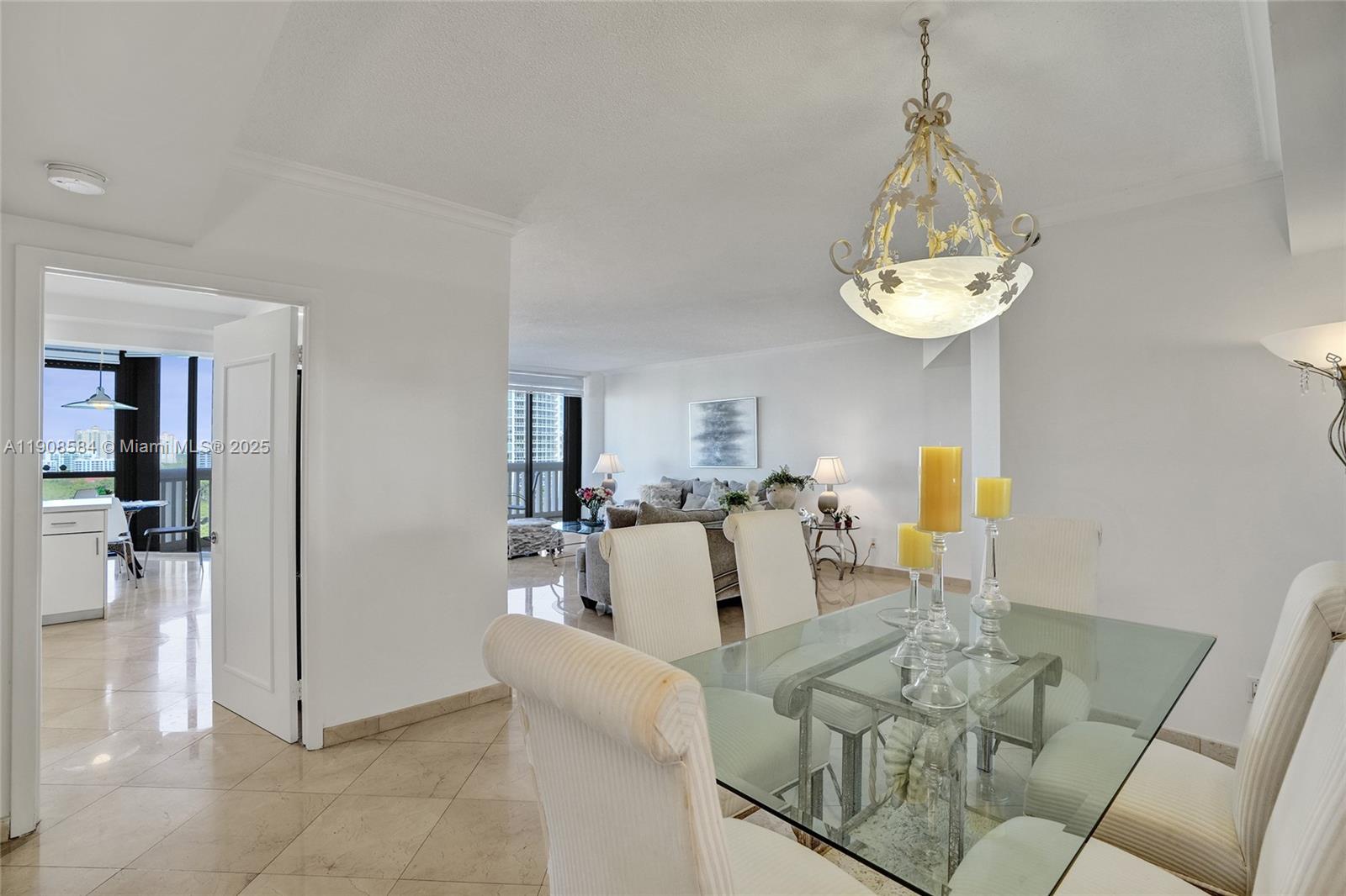 2000 ISL BLVD WILLIAMS IS - Residential