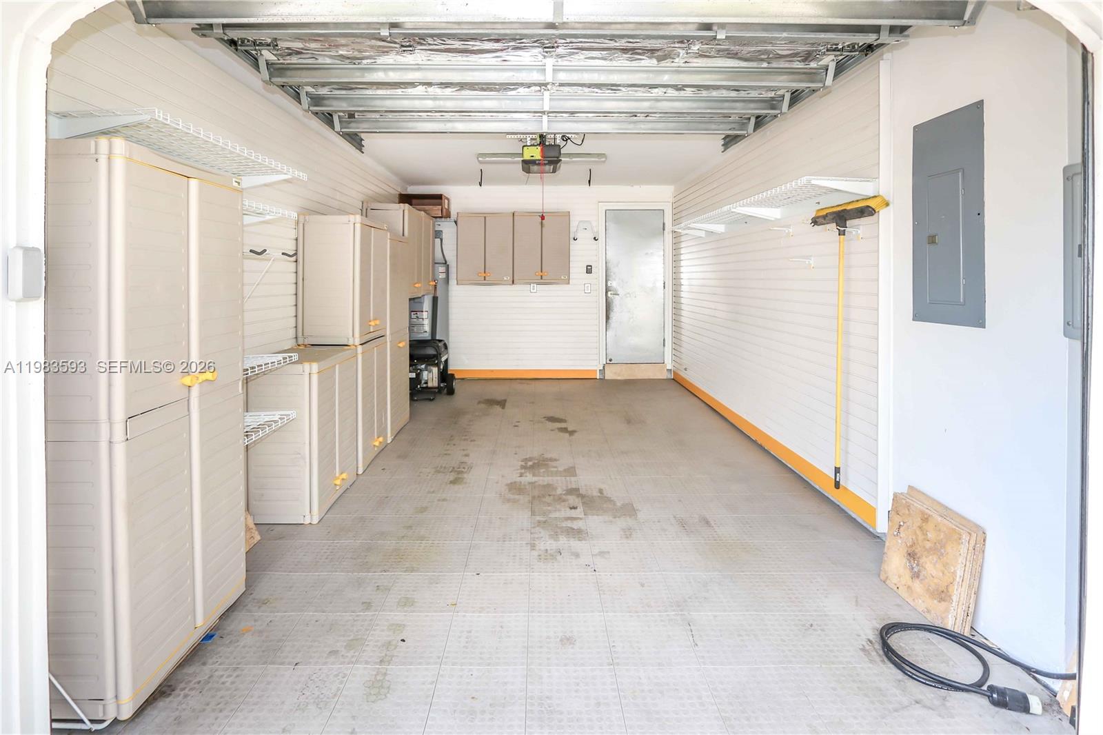 SILVER PALM PLANTATION - Residential Lease