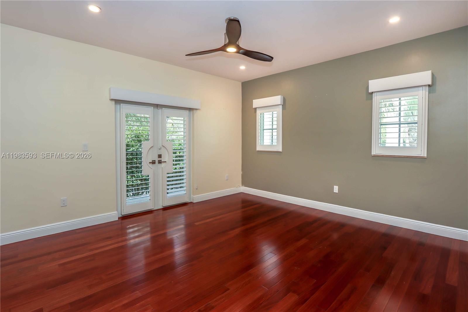 SILVER PALM PLANTATION - Residential Lease