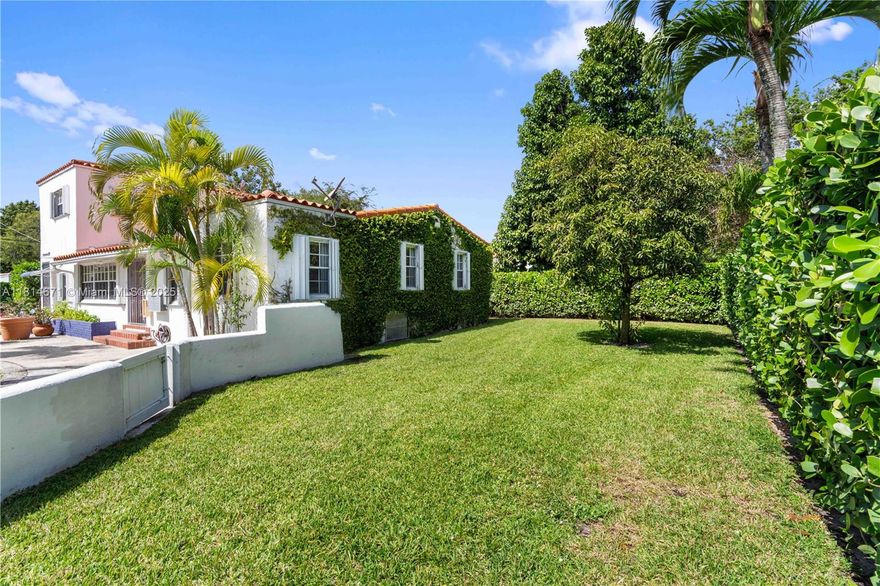 Updated FOURPLEX-Biscayne Park, Rated 1 of the safest Miami neighborhoods. Amazing investment opportunity. offers investors, a low maintenance & income generating asset. Rare 3/2 HOUSE +3 apartments. Updates include,newer roof, update electrical, sprinkler system, updates to the septic system, beautiful landscaping, corner lot, renovations in flooring, kitchens, bathrooms. Next to Miami Shores, Midtown design district & the property is located in a high demand rental area.Low rents.No LENDER FLOOD REQUIRED. No 40 year recertification required. Airbnb OK.3 units furnished. furniture negotiable.. PER City can add on to current.Lot almost 10,000 ft.². showing w proof of income or DU on the loan. please do not disturb the tenants. over 67K net income.