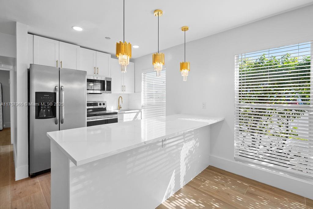 REGENCY MANOR CONDO - Residential