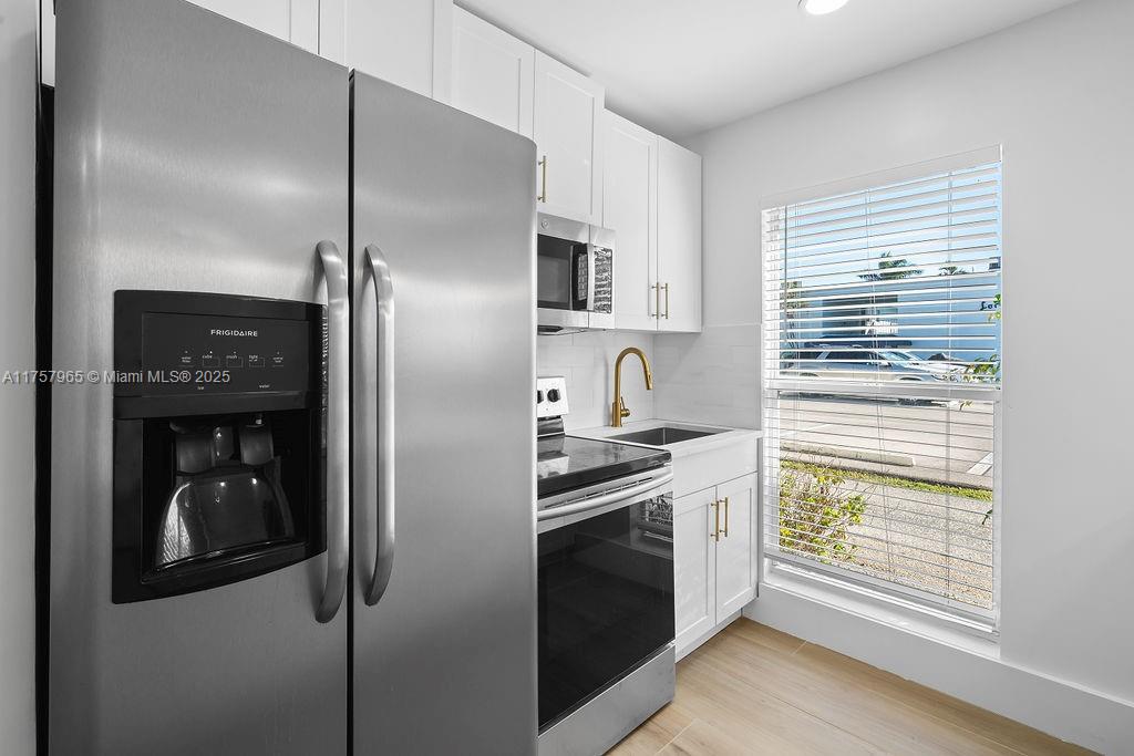 REGENCY MANOR CONDO - Residential