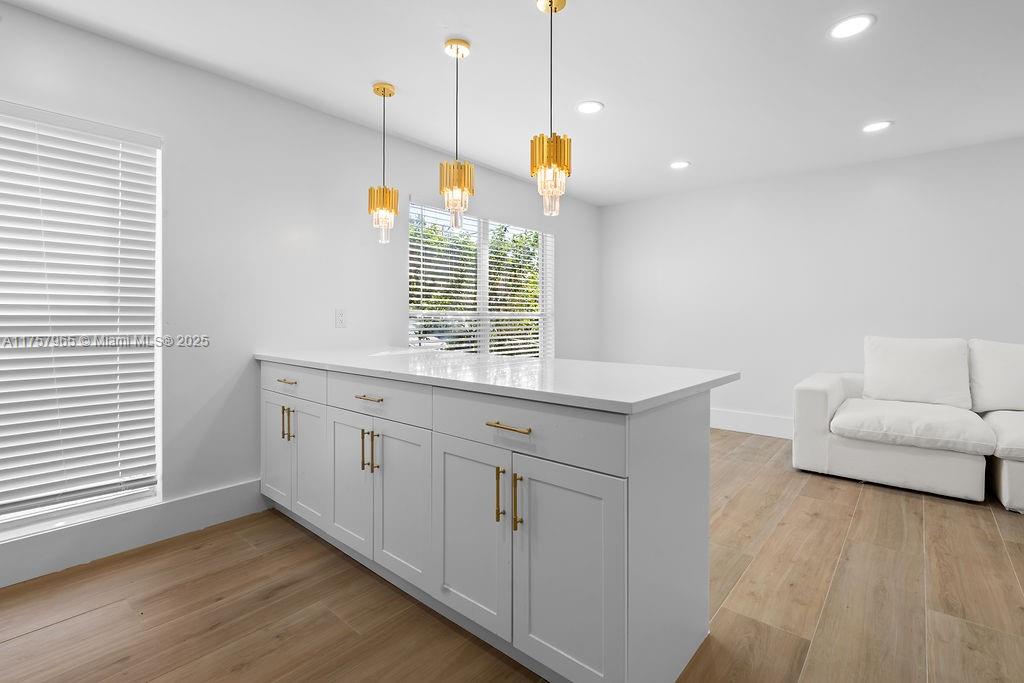 REGENCY MANOR CONDO - Residential