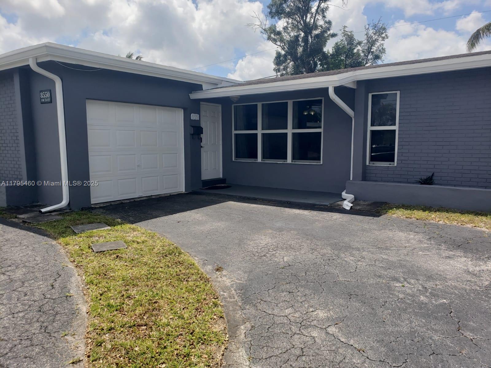 8550 NW 24th Ct
