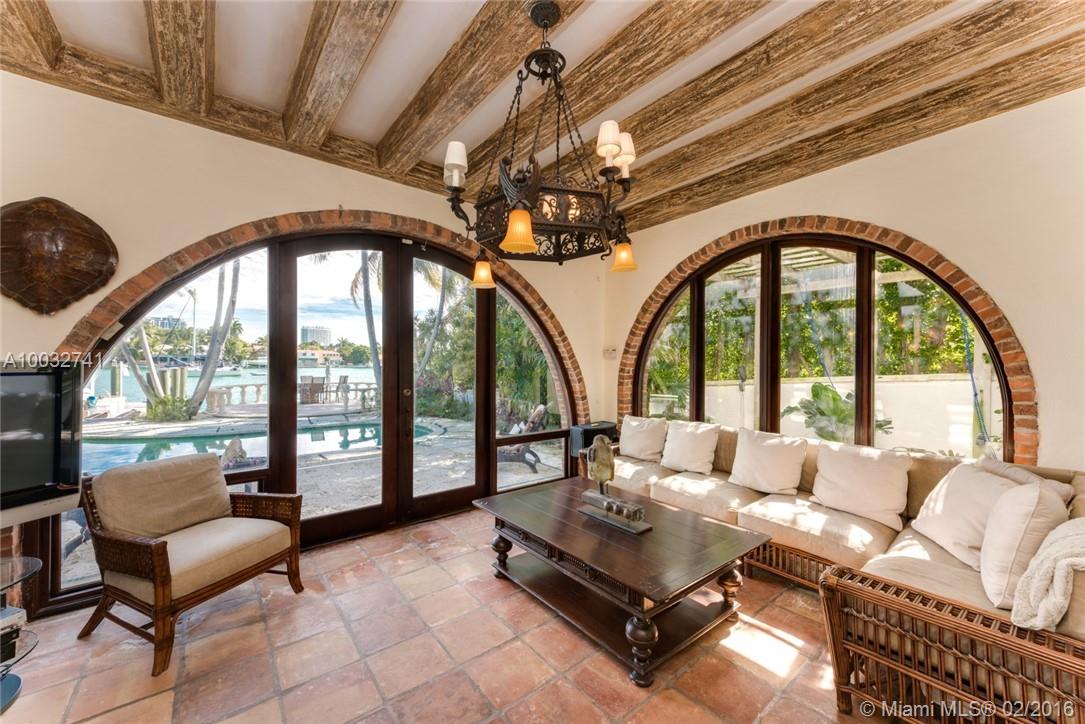 Di Lido Island - Residential