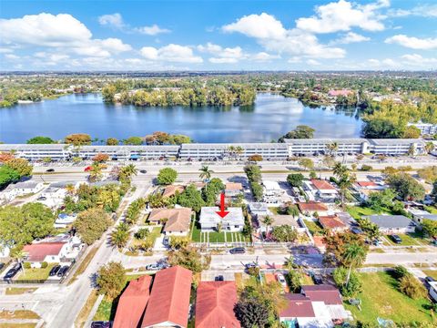 1393 NW 102nd St 1393 Miami FL 33147