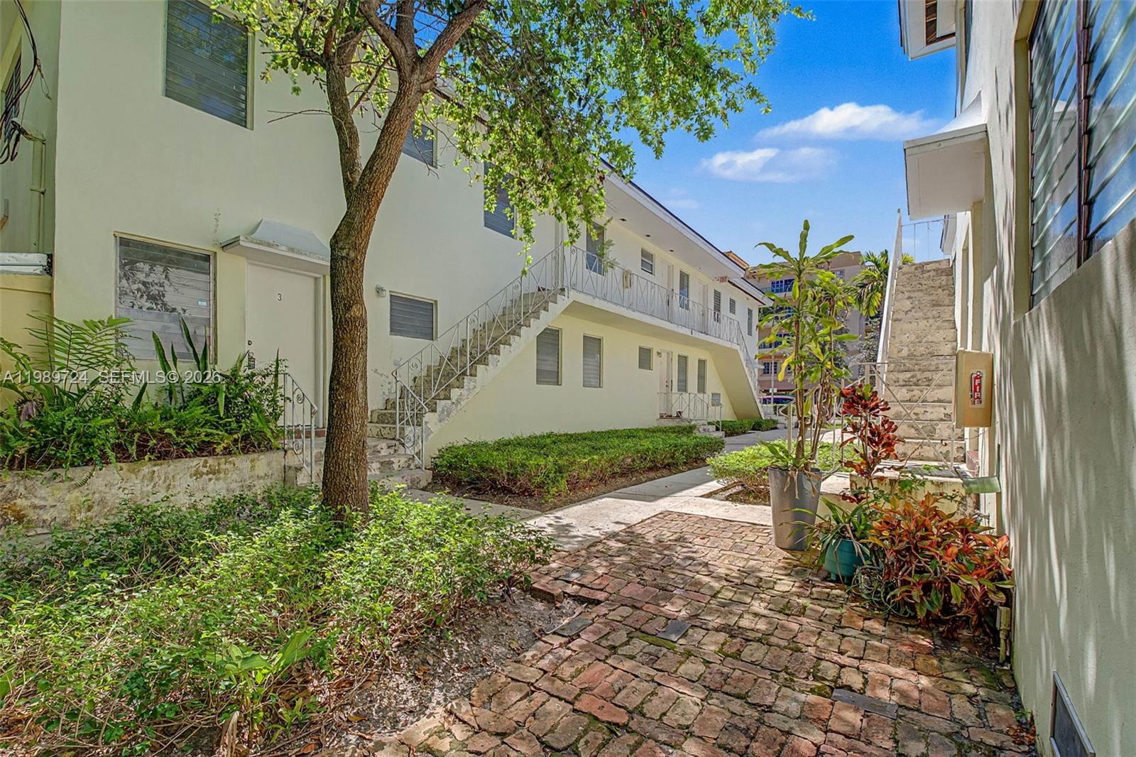 CORAL GABLES SEC K REV - Residential Lease