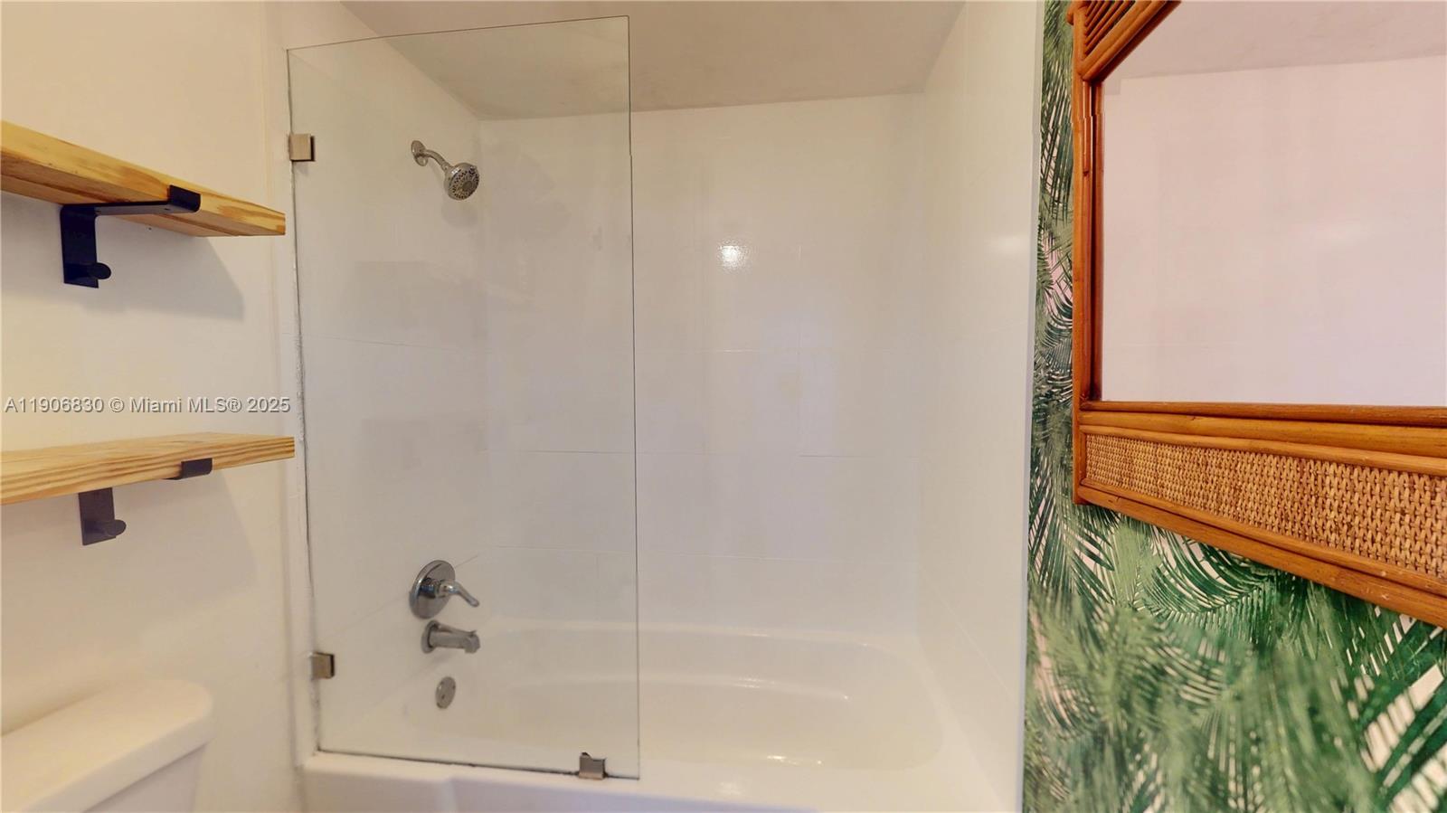 OLYMPUS CONDO - Residential