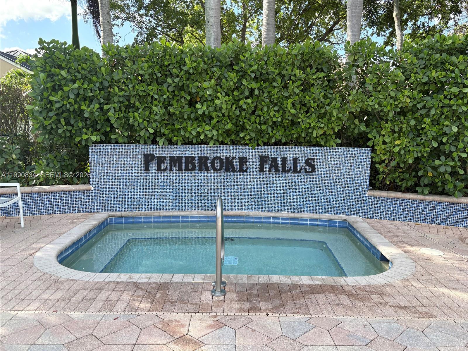 PEMBROKE FALLS - PHASE 1 - Residential