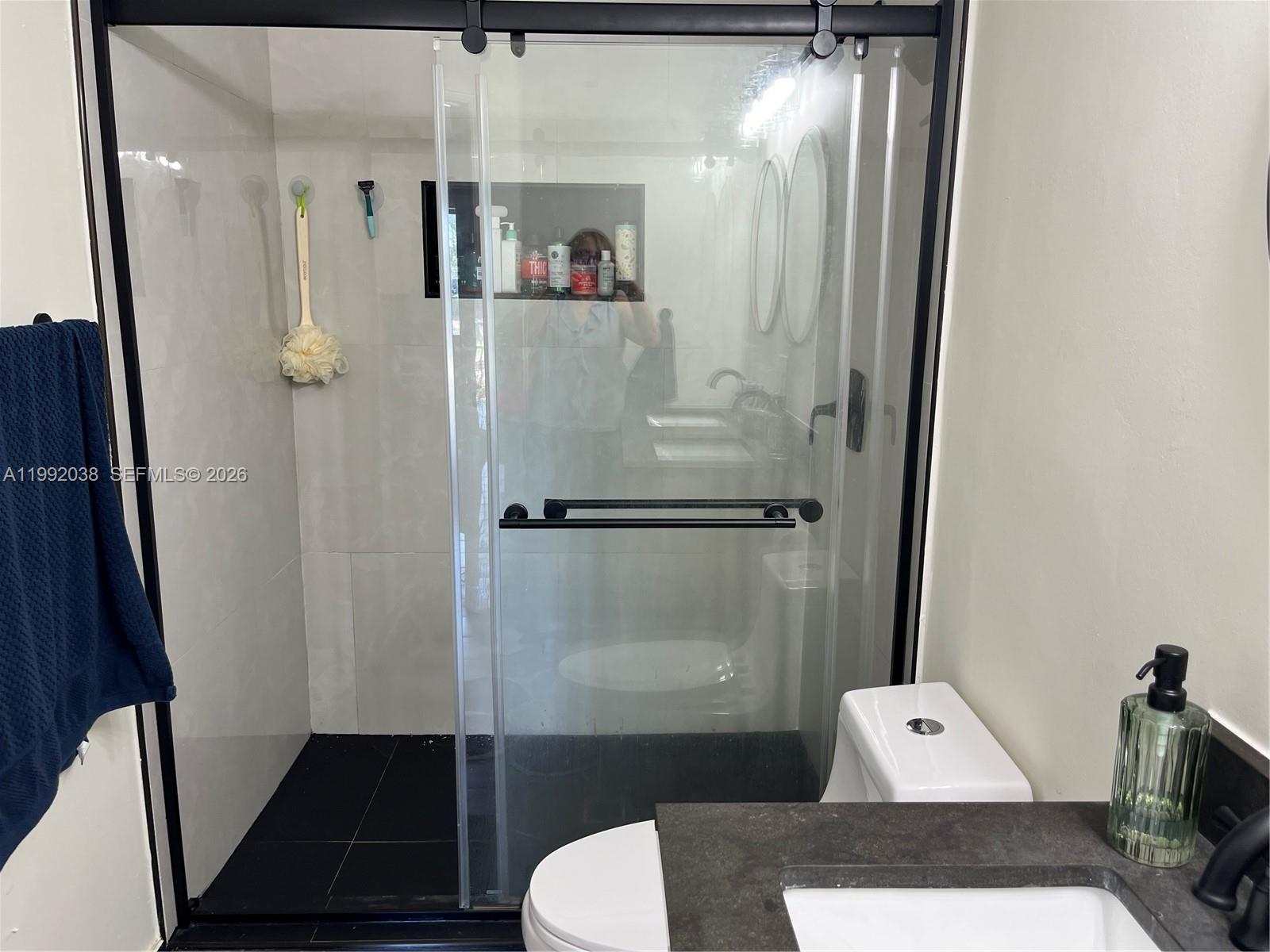 MELROSE POINT CONDO - Residential Lease