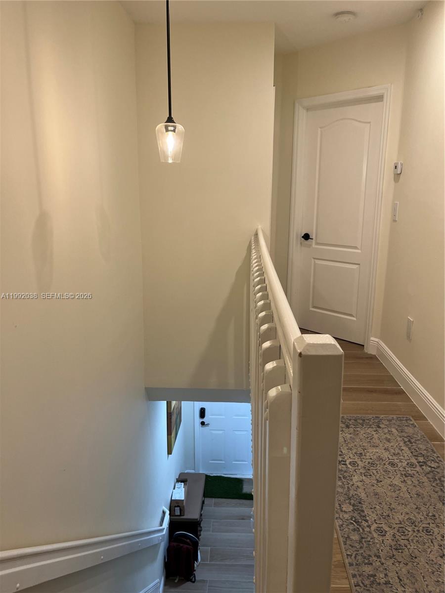 MELROSE POINT CONDO - Residential Lease