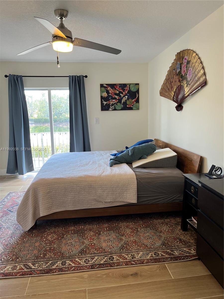 MELROSE POINT CONDO - Residential Lease
