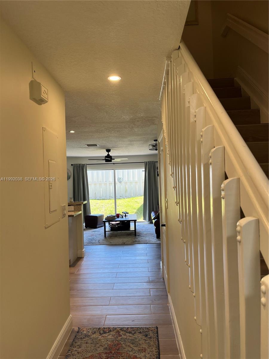 MELROSE POINT CONDO - Residential Lease