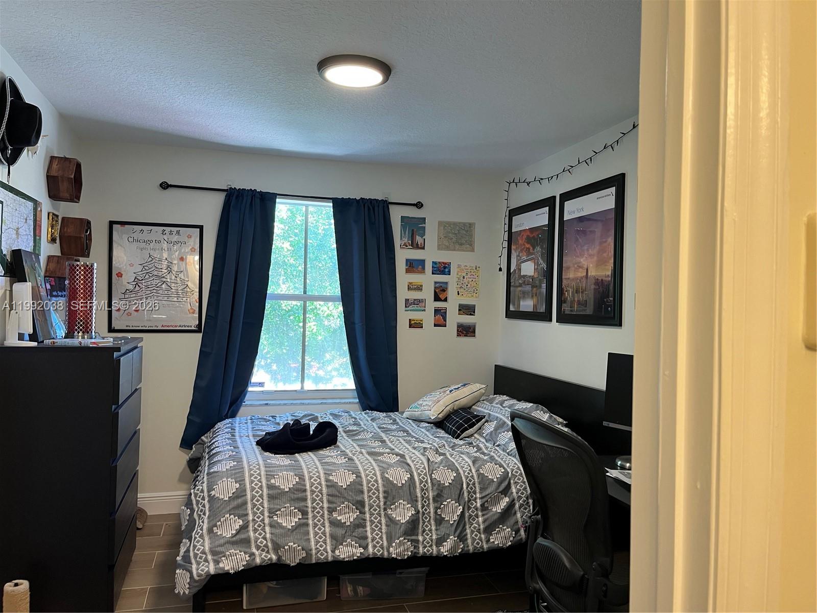 MELROSE POINT CONDO - Residential Lease