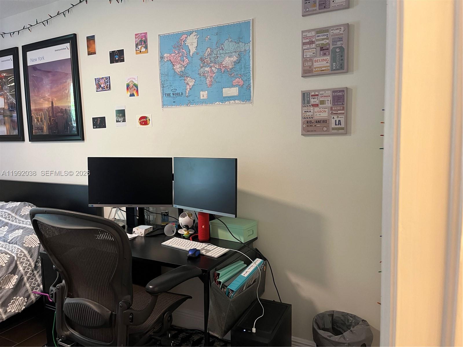 MELROSE POINT CONDO - Residential Lease