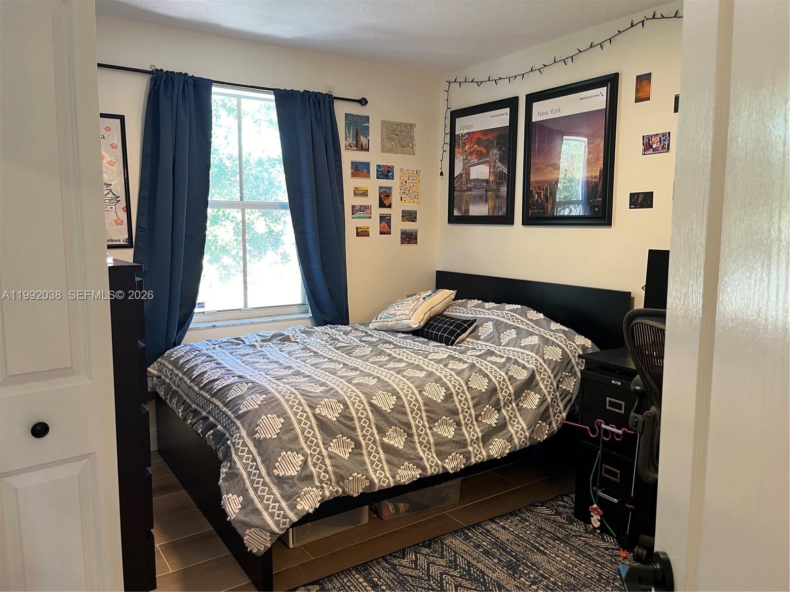 MELROSE POINT CONDO - Residential Lease