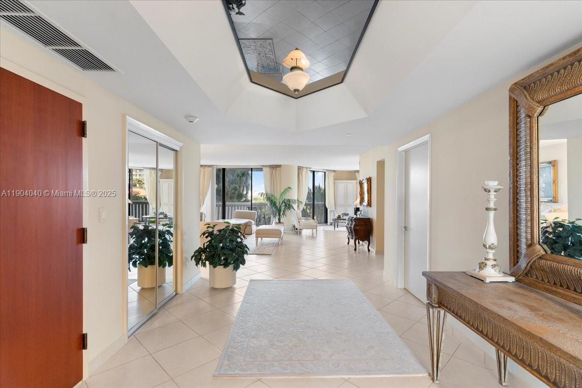 2000 ISL BLVD WILLIAMS IS - Residential Lease