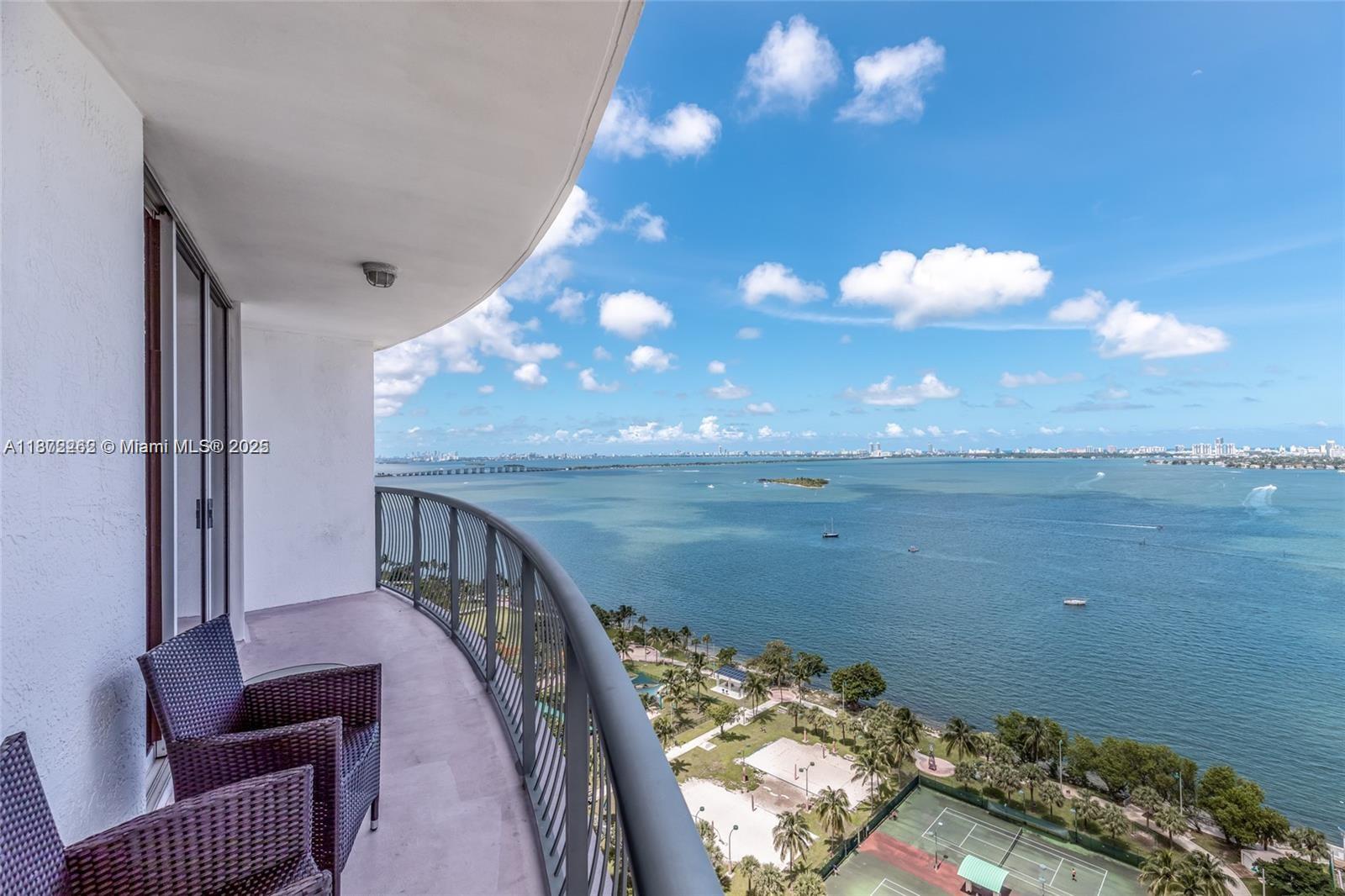 Rarely available Line 02 — 2-bedroom, 2-bath unit with panoramic and unobstructed views of Biscayne Bay. At 1,048 sq ft + huge balcony with access from every room. High-floor residence offering the ultimate Edgewater lifestyle just steps from Margaret Pace Park.
Enjoy sunrises, moonlight reflections, and calming water views from your oversized private balcony. Inside, you'll find a split-bedroom layout, floor-to-ceiling glass, in-unit laundry, open kitchen, and an abundance of natural light.
Opera Tower amenities include: pool (reopening February 2026), fitness center, valet, business center, media lounge, convenience market, and more.
Pet-friendly, investor-friendly (30-day minimum rentals), and walking distance to shops, Publix, restaurants, tennis, volleyball, and kayak launch.