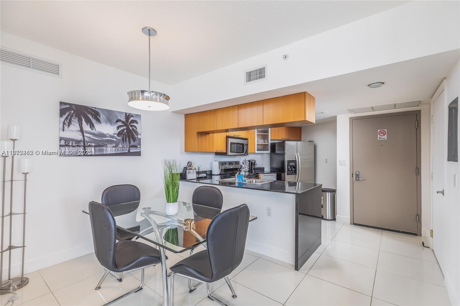 OPERA TOWER CONDO - Residential