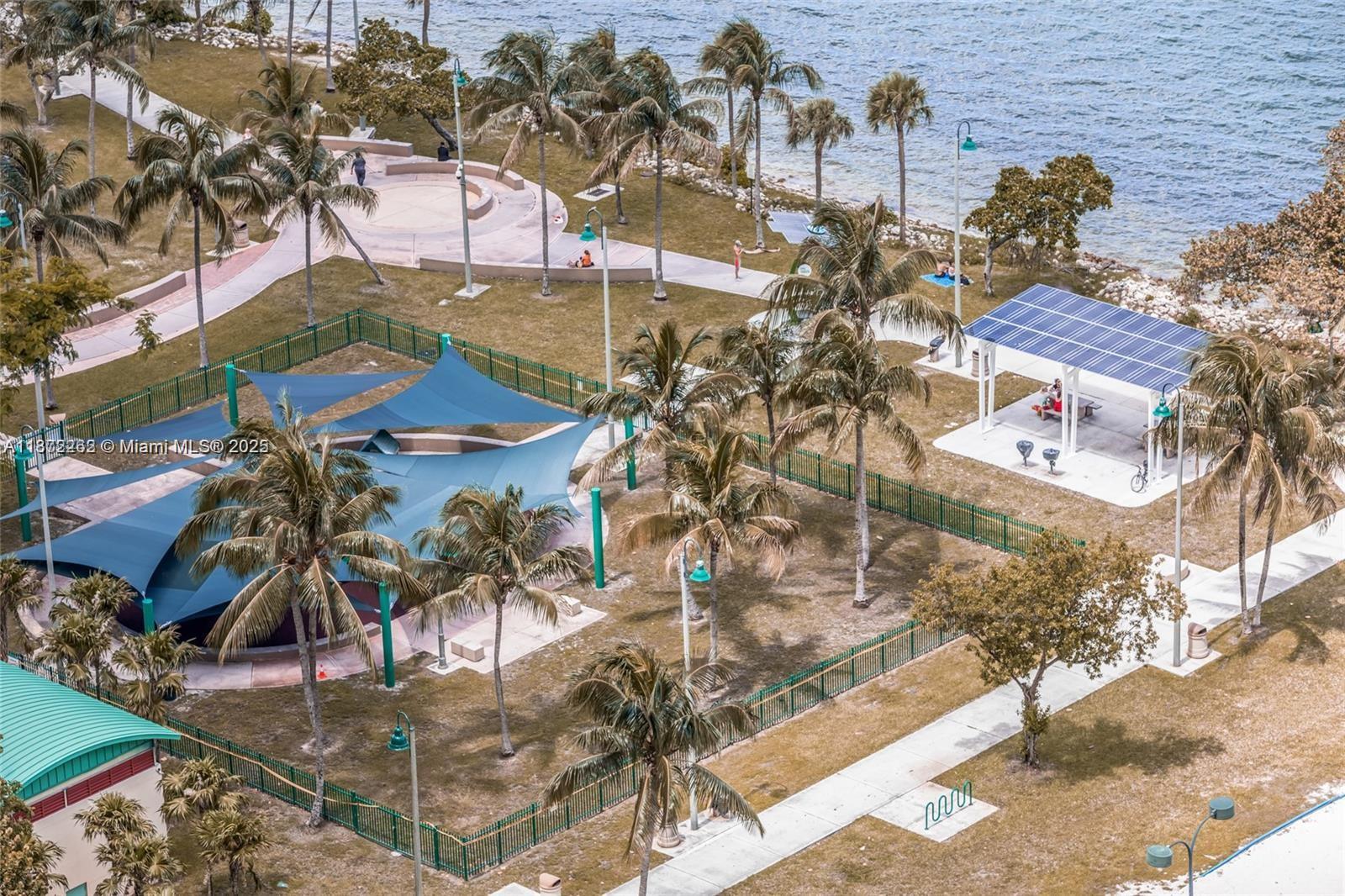 OPERA TOWER CONDO - Residential