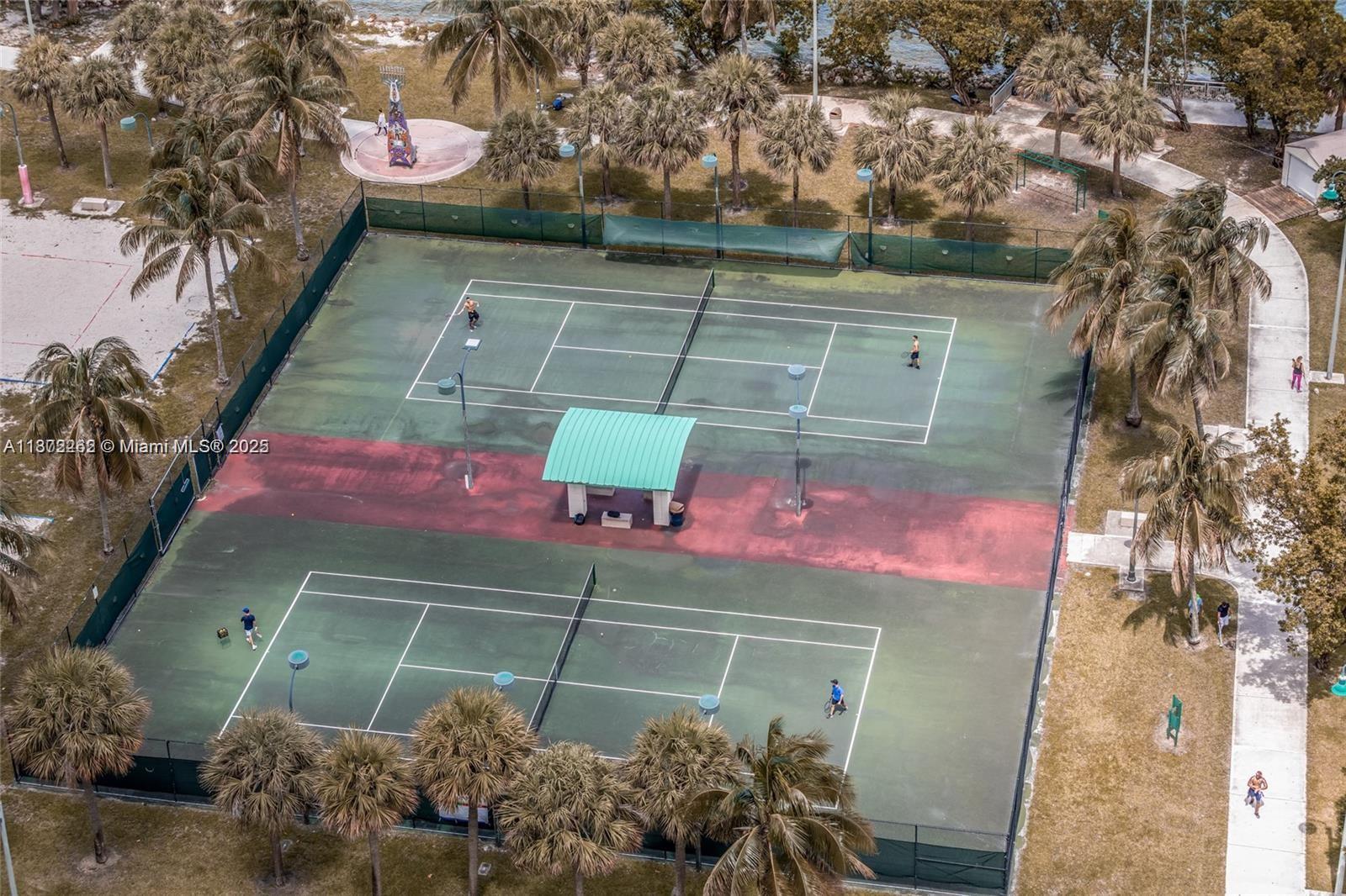 OPERA TOWER CONDO - Residential