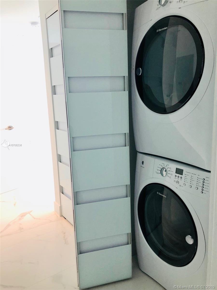 BISCAYNE BEACH CONDO - Residential Lease