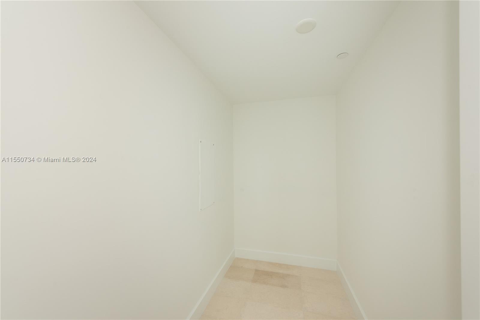 MISSONI BAIA - Residential Lease