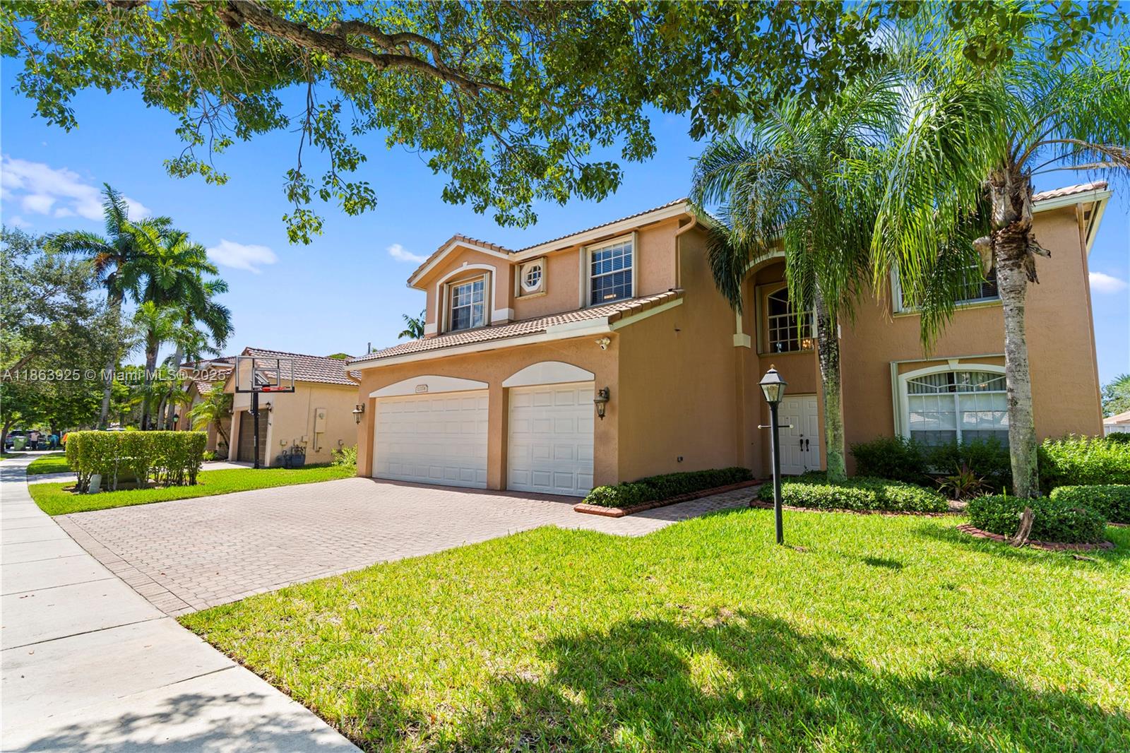 ELEGANT AND SPACIOUS 5 BED, 4 BATH HOME IN PEMBROKE FALLS. AN ABUNDANCE OF NATURAL LIGHT ENGULFS THIS HOME. FEATURES LARGE LIVING AND FAMILY ROOMS, BEAUTIFULLY UPGRADED KITCHEN WITH STAINLESS STEEL APPLIANCES, QUARTZ COUNTERTOPS, & A PERFECT COFFEE NOOK. GORGEOUS HIGH CEILINGS & NEW CERAMIC FLOORING ON DOWNSTAIRS LEVEL. GREAT FLOOR PLAN WITH IN LAW/GUEST SUITE ON LOWER LEVEL. UPGRADED STAIRCASE FLOORING LEADING TO A LARGE PRIMARY SUITE WITH EXTRA SPACE FOR OFFICE/DEN OR GYM FEATURES 2 LARGE WALK IN CLOSETS WITH ORGANIZERS. 3 CAR GARAGE, ACCORDION SHUTTERS, SPACIOUS FENCED IN BACKYARD WITH COVERED SCREENED IN PATIO AND LOTS OF ROOM FOR POOL OR PLAY. COMMUNITY AMENITIES INCLUDE A RESORT-STYLE CLUBHOUSE, NATURAL GAS, BASKETBALL COURTS, GATED ENTRY WAY, 24 HR SECURITY, CABLE, INTERNET & MORE.