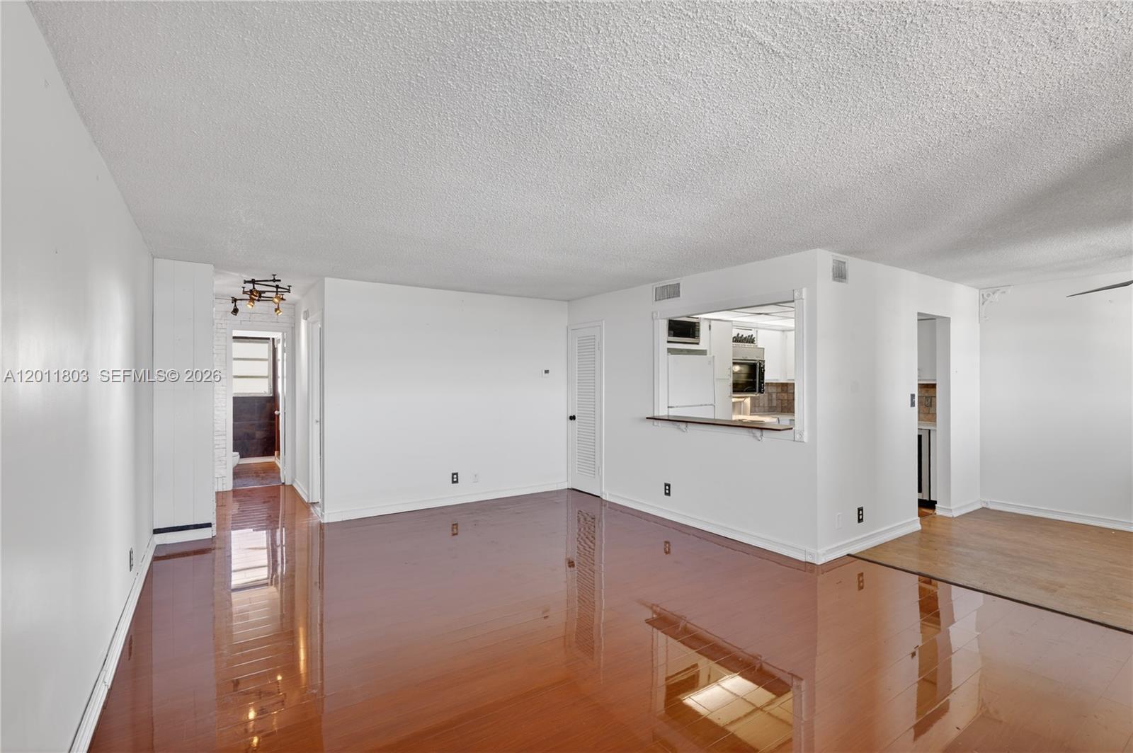 1811 Jefferson St 705