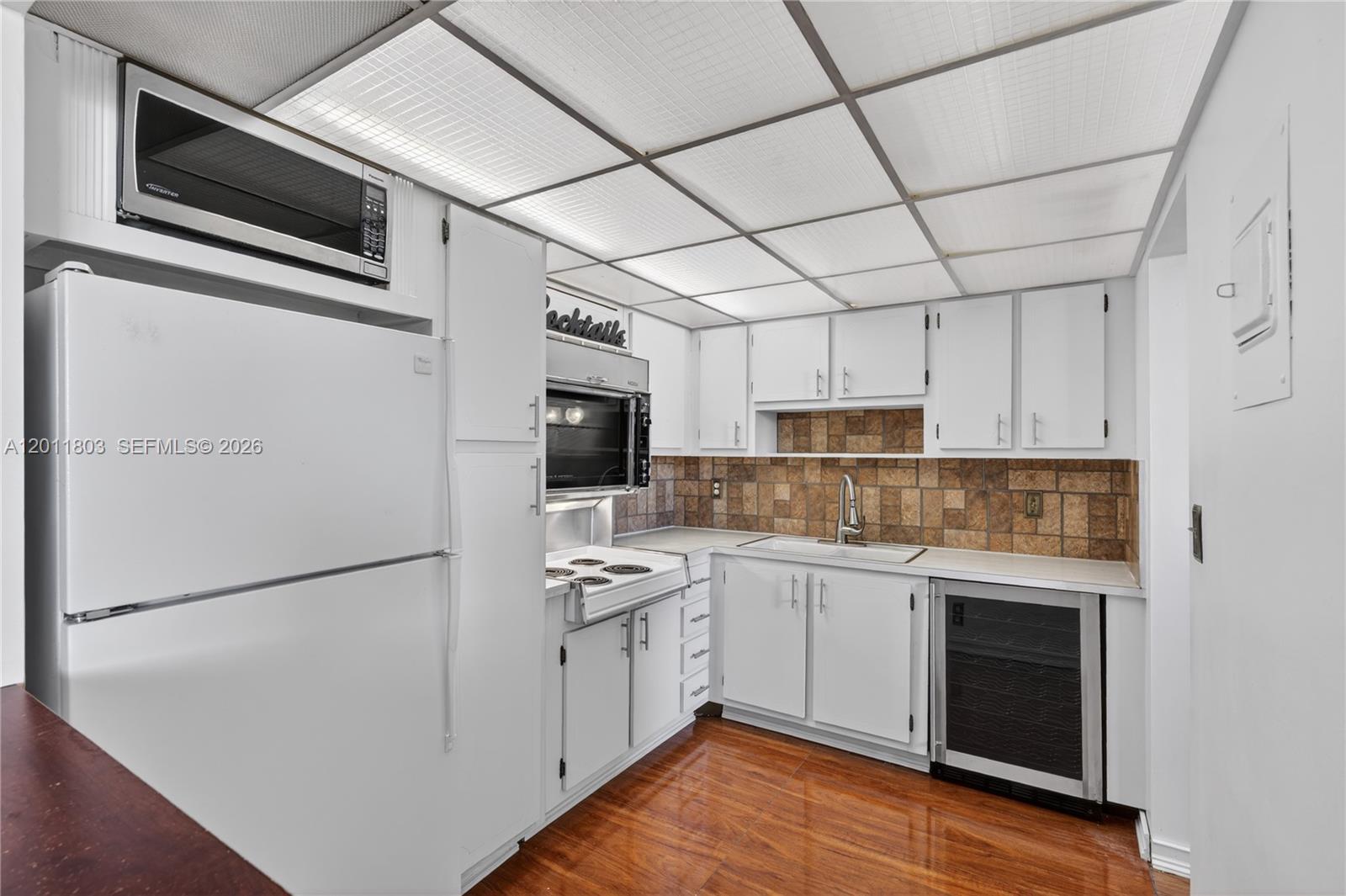 TELSTAR CONDOMINIUM - Residential