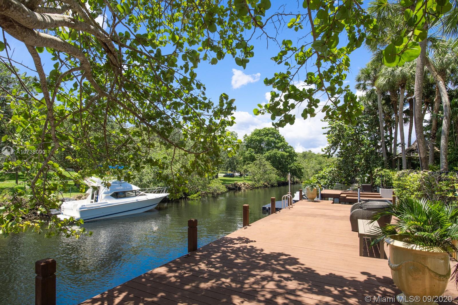 SNAPPER CREEK LAKES SUB - Residential
