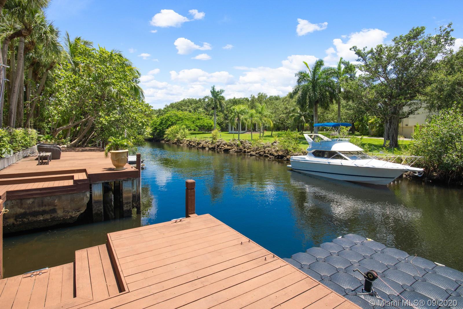 SNAPPER CREEK LAKES SUB - Residential