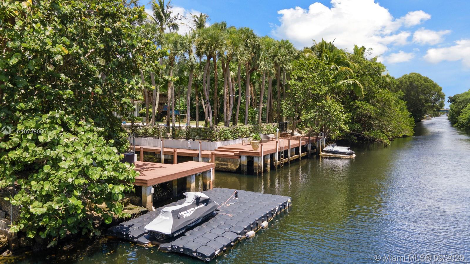 SNAPPER CREEK LAKES SUB - Residential