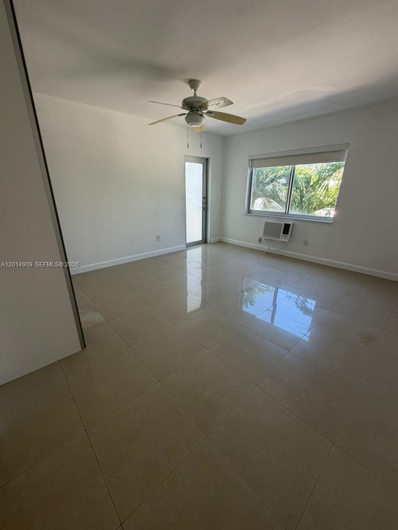 641 ESPANOLA WAY INC COND - Residential Lease